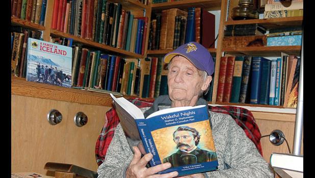 Mascot photo by Scott Thoma Daren Gislason was an avid reader and kept records of the books he read each year. In 2018, he read 204 books.
