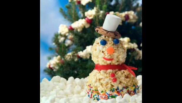 Special photo. Popcorn Snowmen
