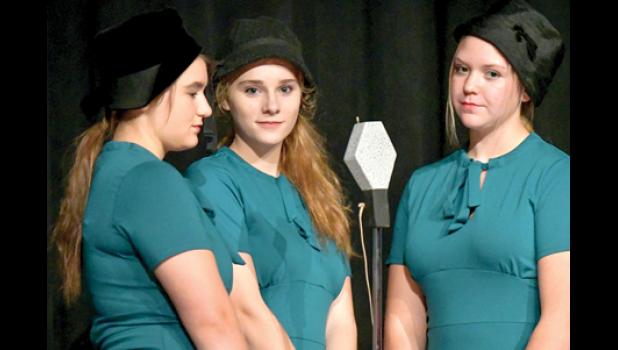 Special photo for the Mascot by Brian Jeremiason. The Boylan Sisters singing on the radio show were: Emma Lipinski, Tara Thooft and Mattea DeSmet.